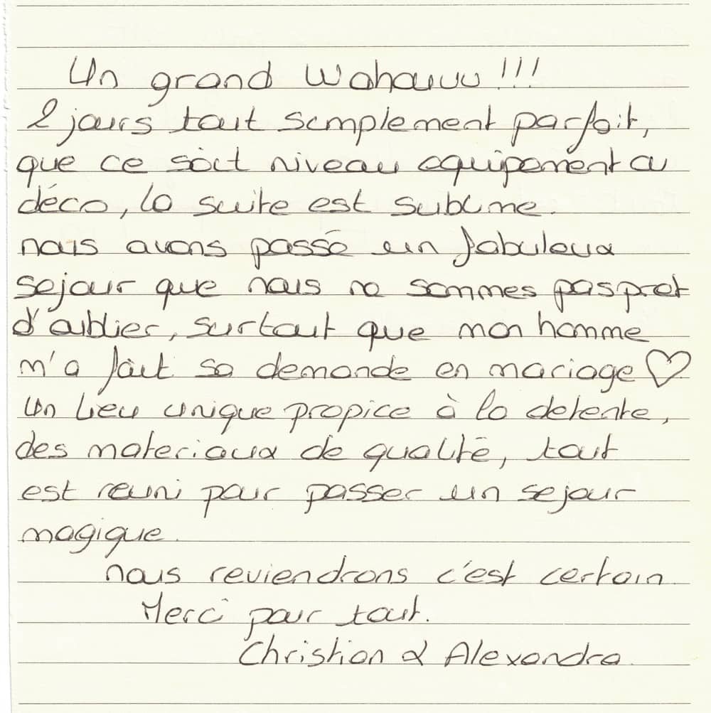 un grand waouh !!! 2 jours tout simplement parfaits que ce soit niveau équipement ou déco, la suite est sublime. Nous avons passé un fabuleux séjour que nous sommes pas prêts d'oublier surtout que mon homme m'a fait sa demande en mariage ♥ Un lieu unique propice à la détente, des matériaux de qualité, tout est réuni pour passer un séjour magique nous reviendrons c'est certain merci pour tout.